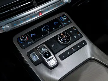 Palisade 3.8i*V6*Premium*AWD*7SEAT*360*HUD*H&K