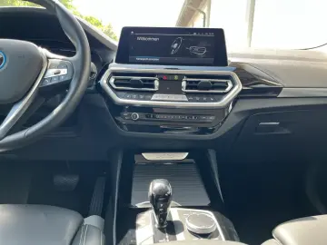 X3 xDrive30e Head-Up HiFi DAB WLAN Komfortzg.