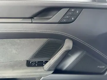 911 Carrera 4 GTS MATRIX* INTERIEUR CARBON MATT