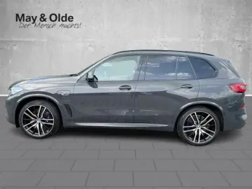 X5 xDrive45e M Sport HUD NightVi. AHK Laser Pano