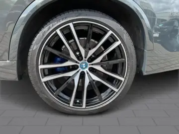 X5 xDrive45e M Sport HUD NightVi. AHK Laser Pano