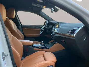 X4 M40i Navi Kamera Sportsitze HiFi LED