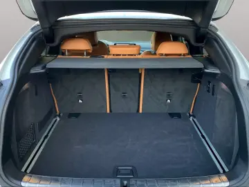 X4 M40i Navi Kamera Sportsitze HiFi LED