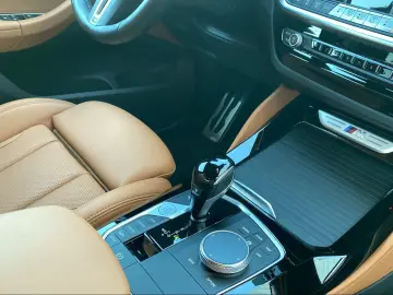 X4 M40i Navi Kamera Sportsitze HiFi LED