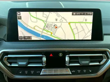 X4 M40i Navi Kamera Sportsitze HiFi LED