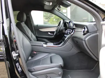 GLC 300e 4Matic/Navi/Leder/Kamera/Standhzg/AHK