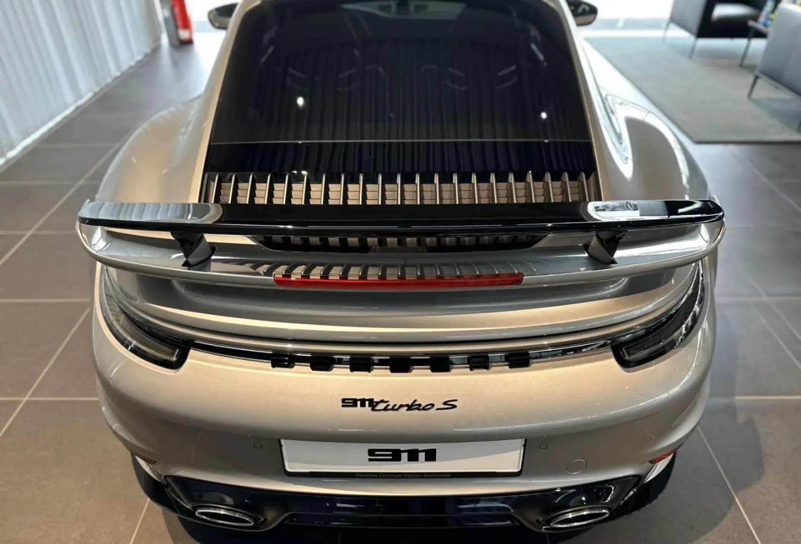 Porsche 992 (911) Turbo S/Leichtbau-Paket/Carbon/PA