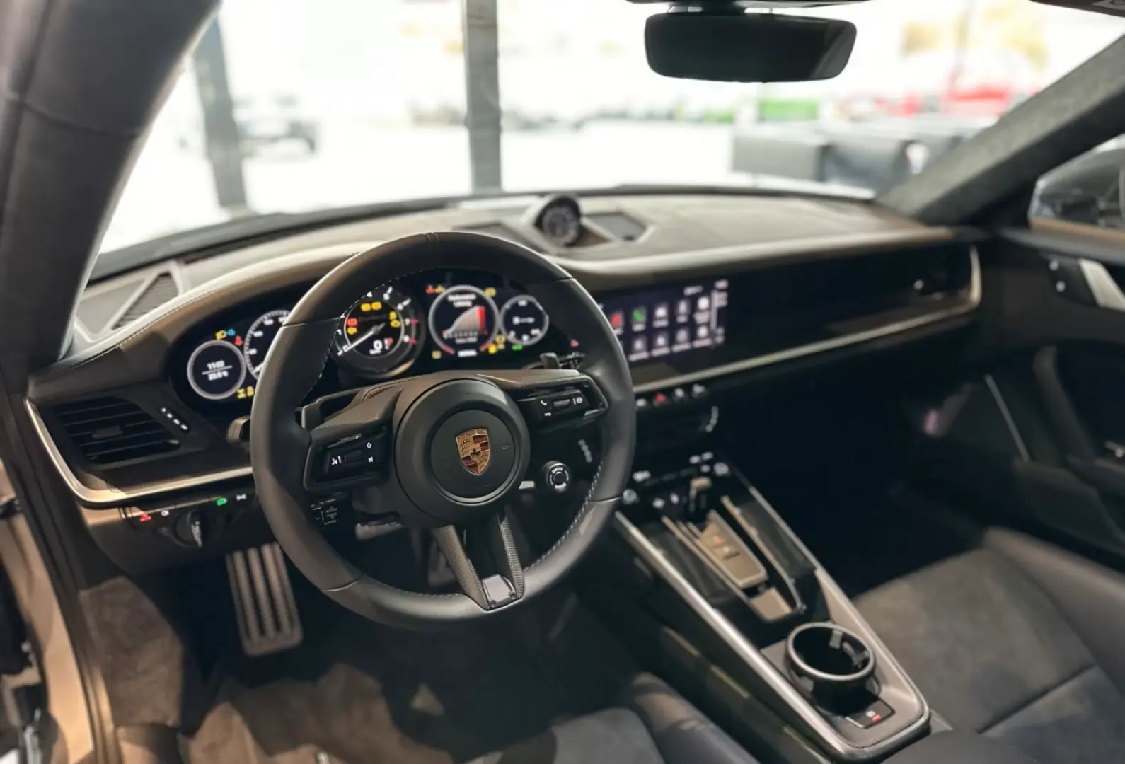 Porsche 992 (911) Turbo S/Leichtbau-Paket/Carbon/PA