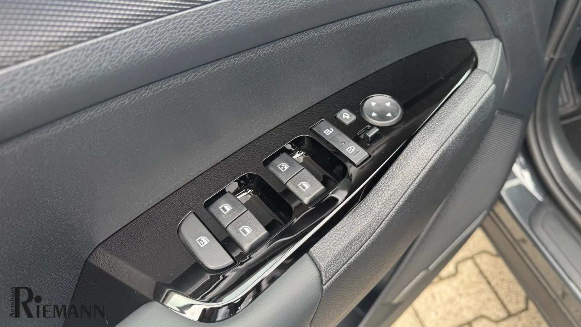 Sportage 1.6 T-GDI 48V DCT Vision + Komfort-Pake