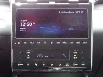 Tucson 1.6T-GDI mHev LED Navi SHZ Kam MirrorLink