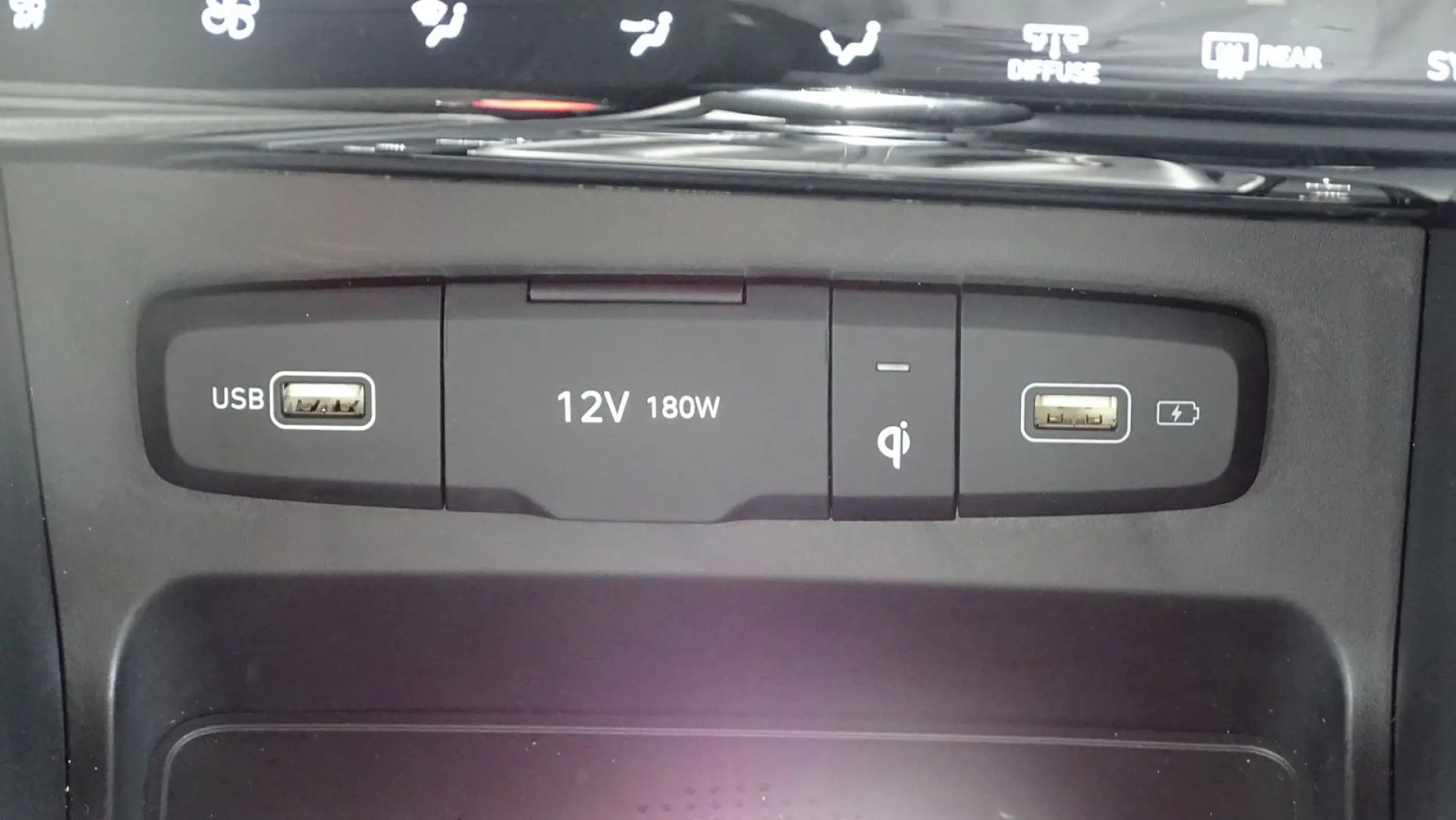 Tucson 1.6T-GDI mHev LED Navi SHZ Kam MirrorLink