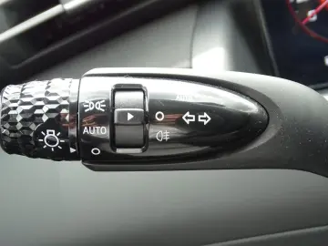 Tucson 1.6T-GDI mHev LED Navi SHZ Kam MirrorLink