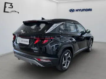 Tucson Plug-in-Hybrid 1.6 T 6-AT LED-Grilldesign