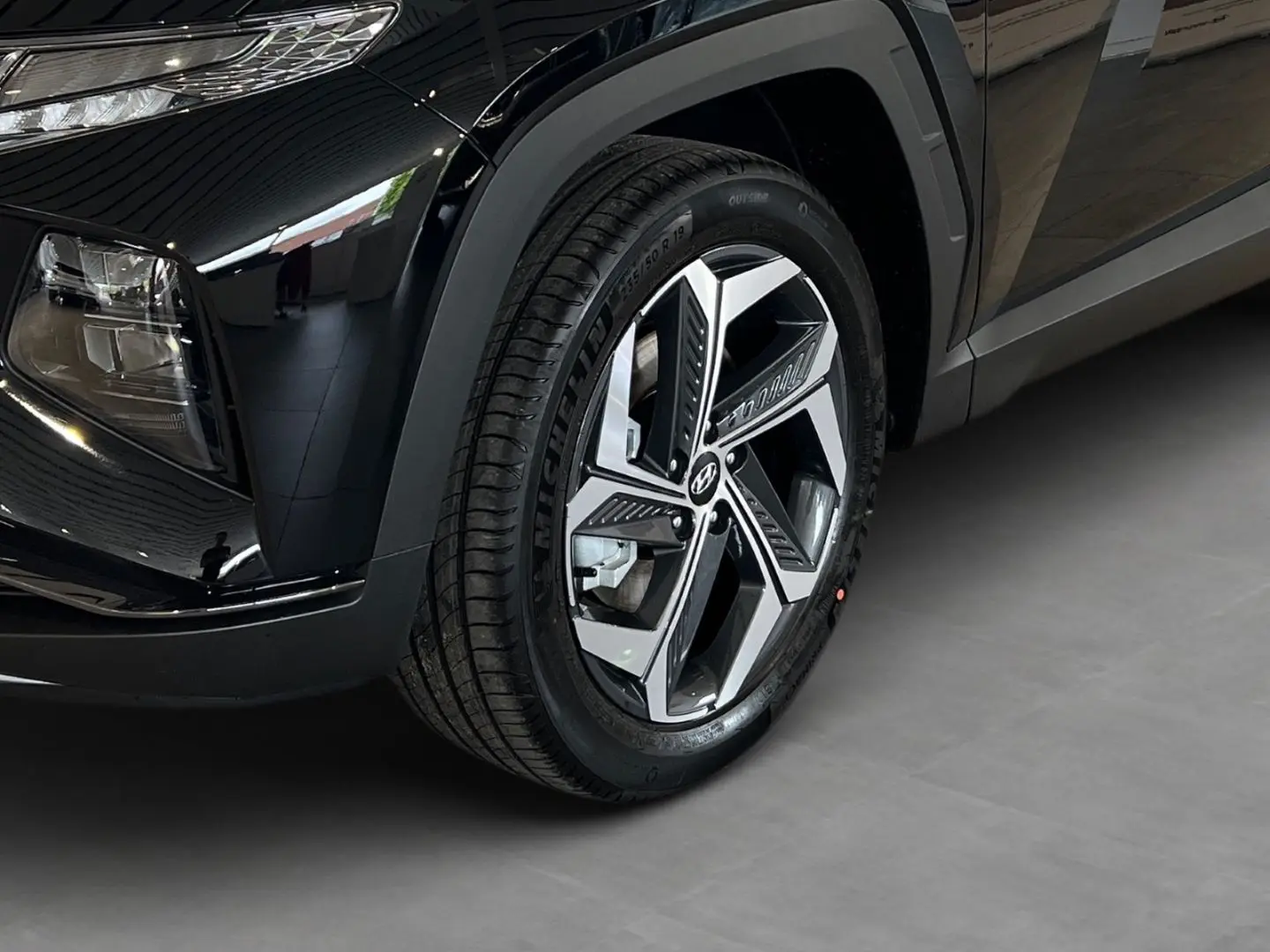 Tucson Plug-in-Hybrid 1.6 T 6-AT LED-Grilldesign