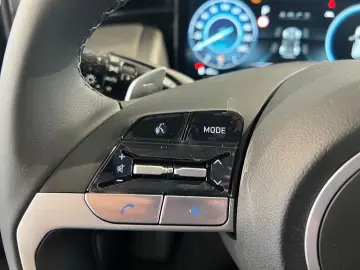 Tucson Plug-in-Hybrid 1.6 T 6-AT LED-Grilldesign