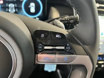 Tucson Plug-in-Hybrid 1.6 T 6-AT LED-Grilldesign