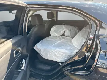 HR-V 1.5i Hybrid Advance +WR