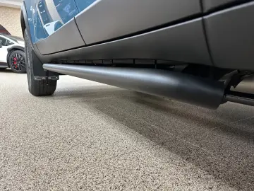 Toyota Land Cruiser in T2 Hybrid 2.4 1st Edition