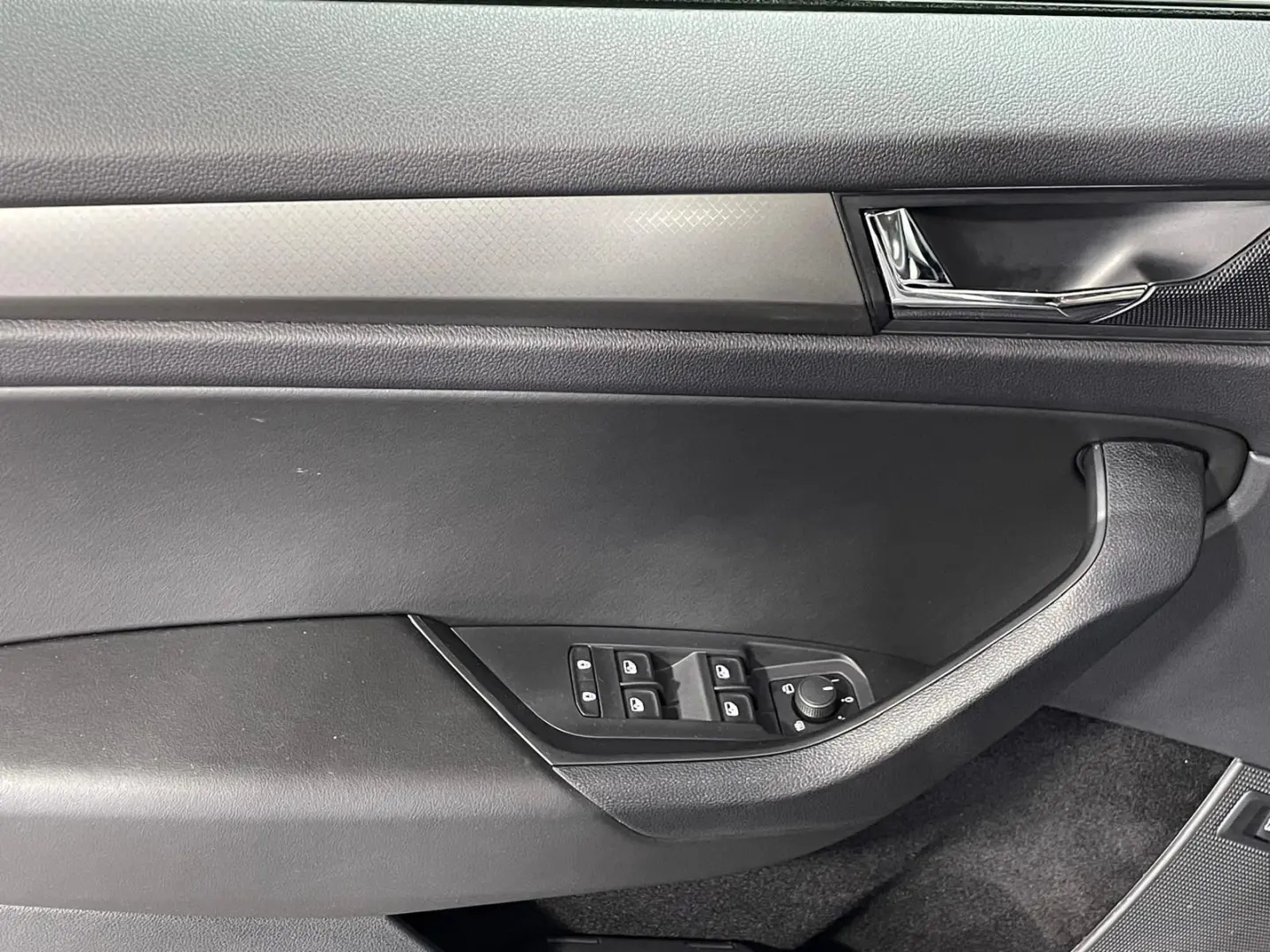 Kodiaq 1.5 TSI DSG*7 SITZER*LED*VIRTUAL*STANDHZG