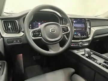 VOLVO XC60 T6 Recharge AWD Plus Bright 19