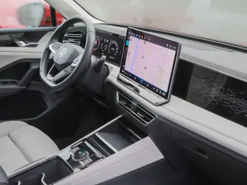 VOLKSWAGEN Tiguan 2.0 TDI DSG Elegance+LEASING