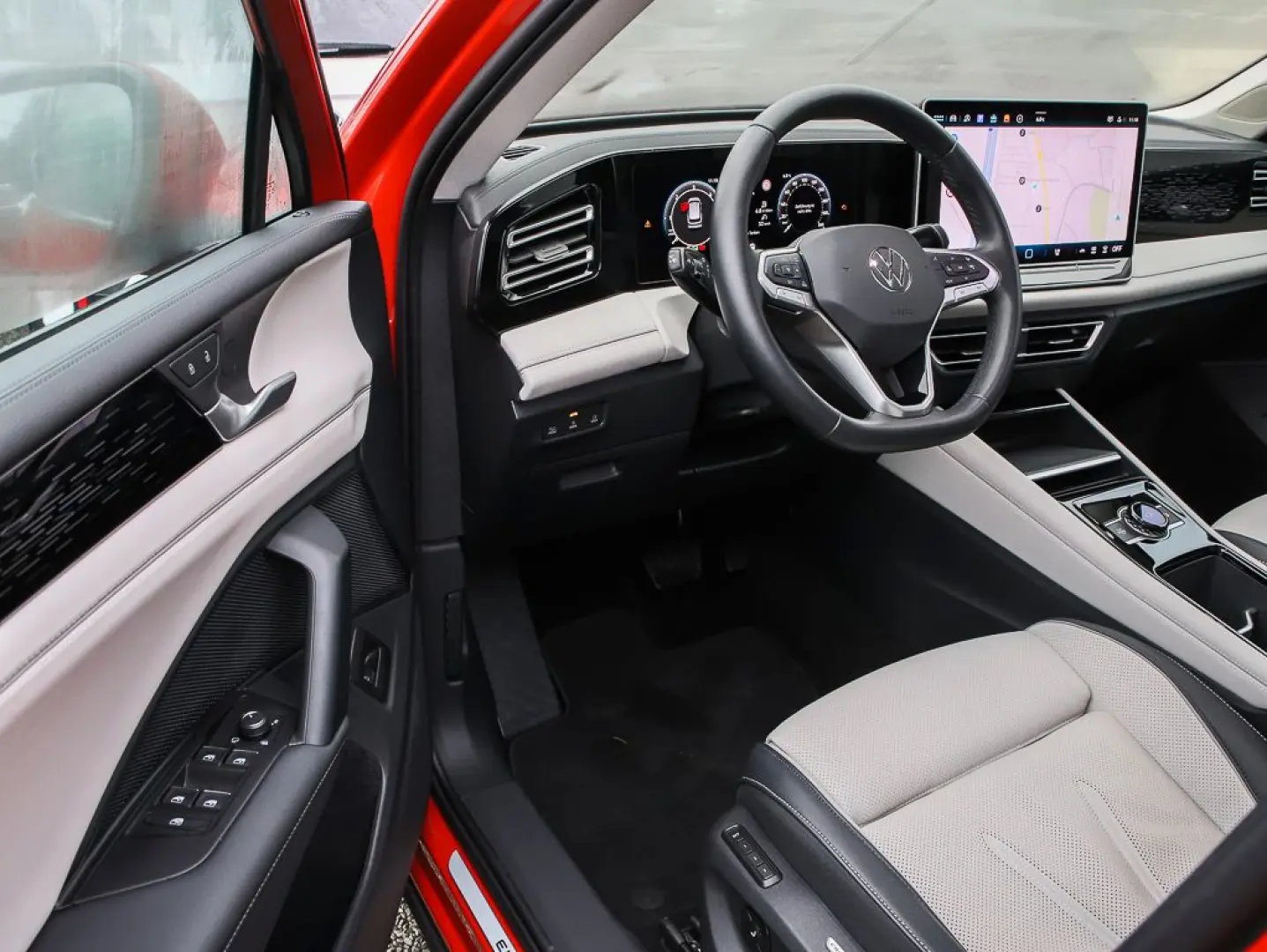 VOLKSWAGEN Tiguan 2.0 TDI DSG Elegance+LEASING