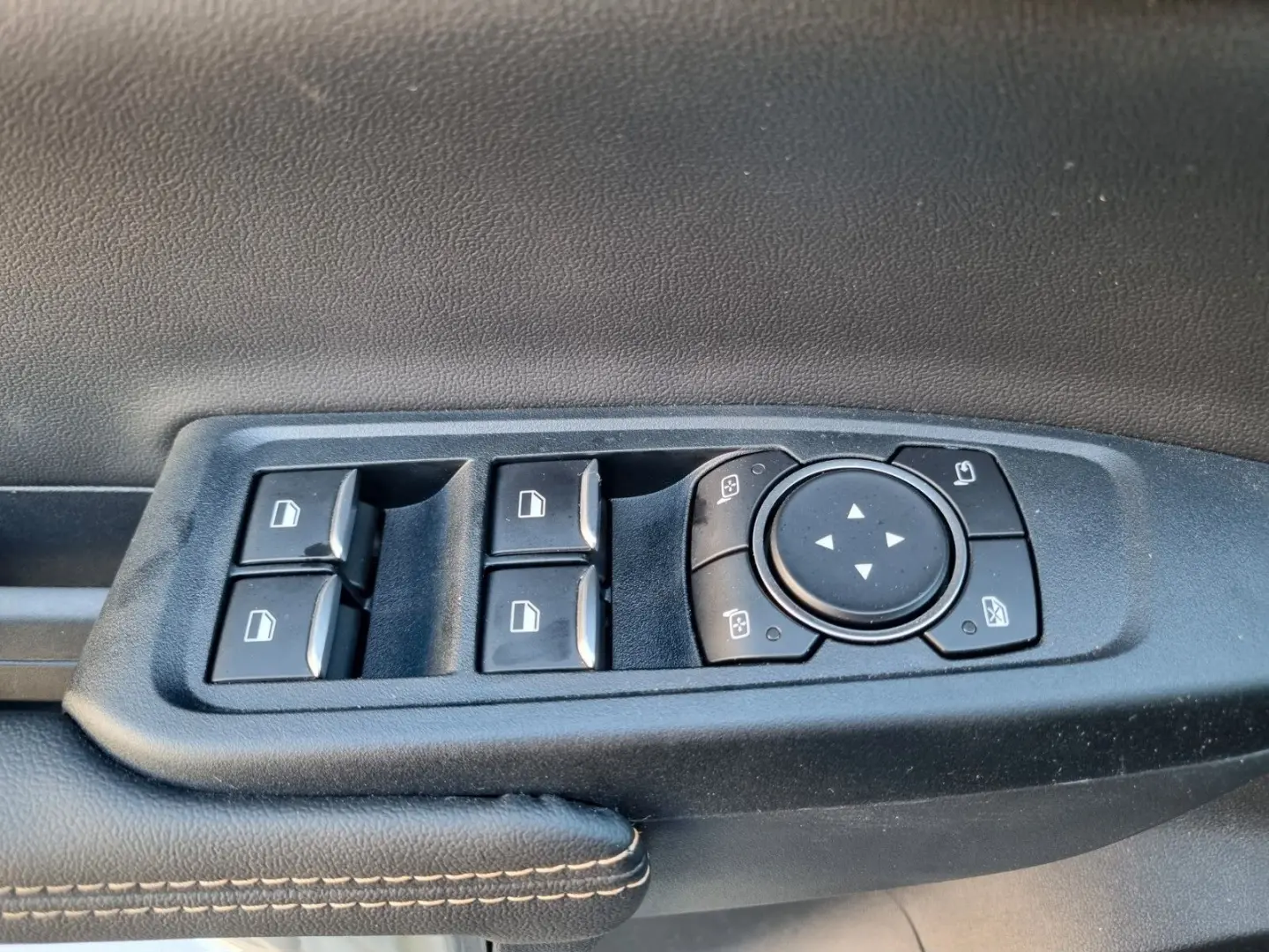 FORD Ranger Wildtrak 3.0 V6 DoKa LEASING