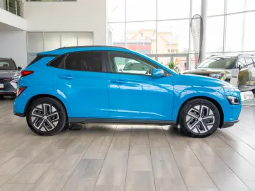 Hyundai Kona Long Range