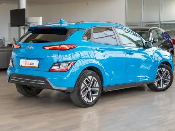 Hyundai Kona Long Range