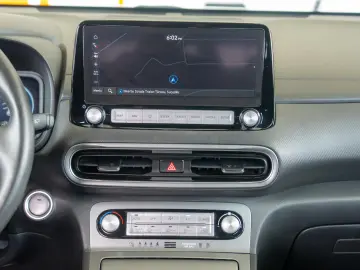 Hyundai Kona Long Range