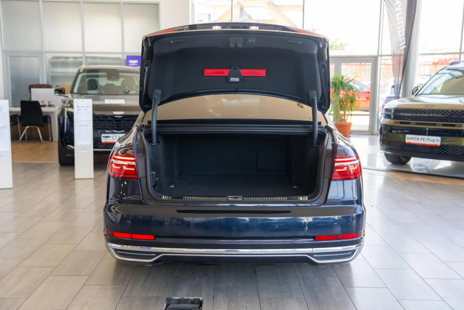 Audi A8 Long 60TFSIe 3.0 Plug-in Hybrid Quattro
