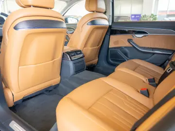 Audi A8 Long 60TFSIe 3.0 Plug-in Hybrid Quattro