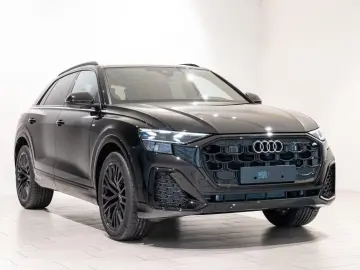 Audi Q8 45 TDI quattro S line*Panorama B&W