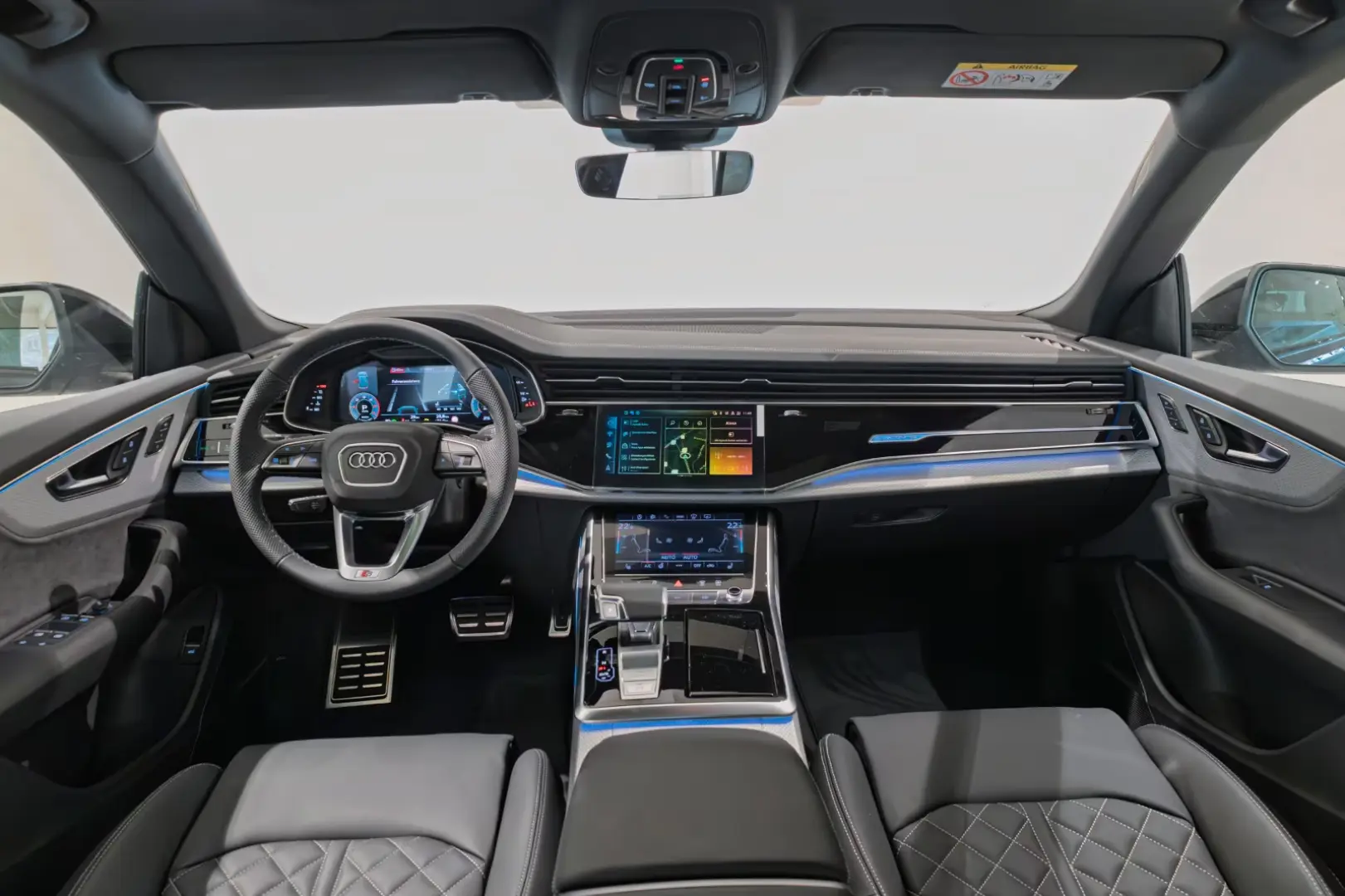 Audi Q8 45 TDI quattro S line*Panorama B&W
