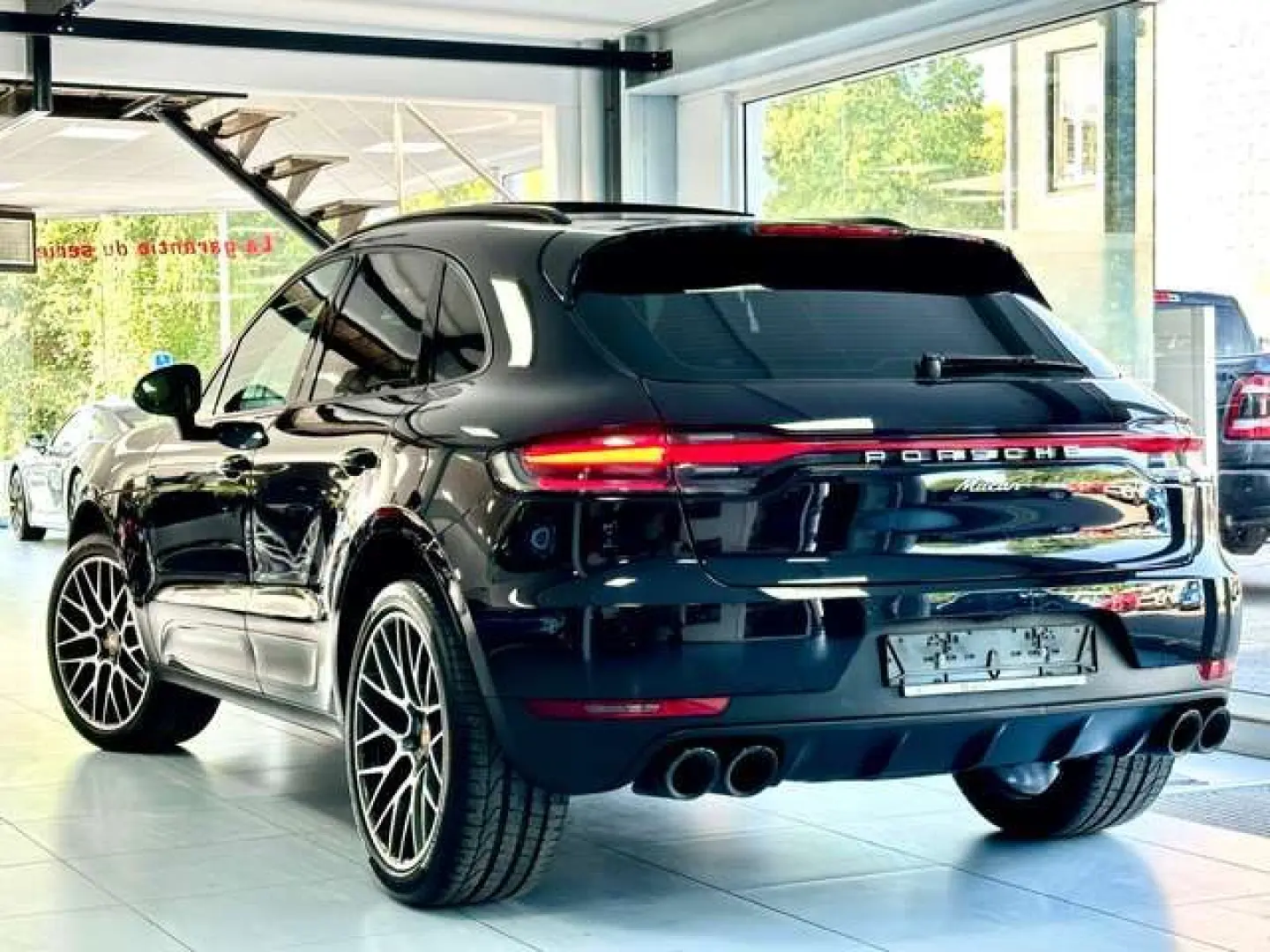 Macan 2.0 Turbo 245cv PDK - NEW-LIFT
