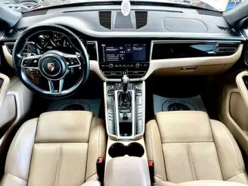 Macan 2.0 Turbo 245cv PDK - NEW-LIFT