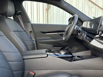BMW 520i Lim M Sport Pro DA/PA+,HUD