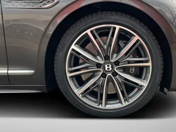 Bentley Flying Spur Mulliner NEW MODEL Bicolor