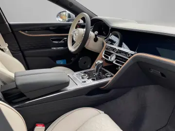 Bentley Flying Spur Mulliner NEW MODEL Bicolor