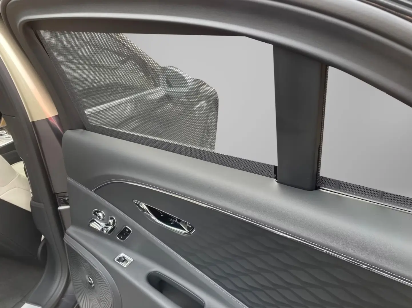 Bentley Flying Spur Mulliner NEW MODEL Bicolor