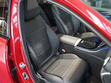 C 300 de AMG Line Night Leder Pano Fahrassistenz