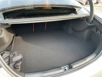 C 300 de 4Matic AMG +LED+MBUX+PANO+KEYLESS+