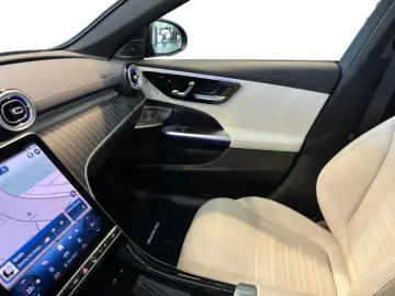 C 300 AMG **Burmester+Pano+Night