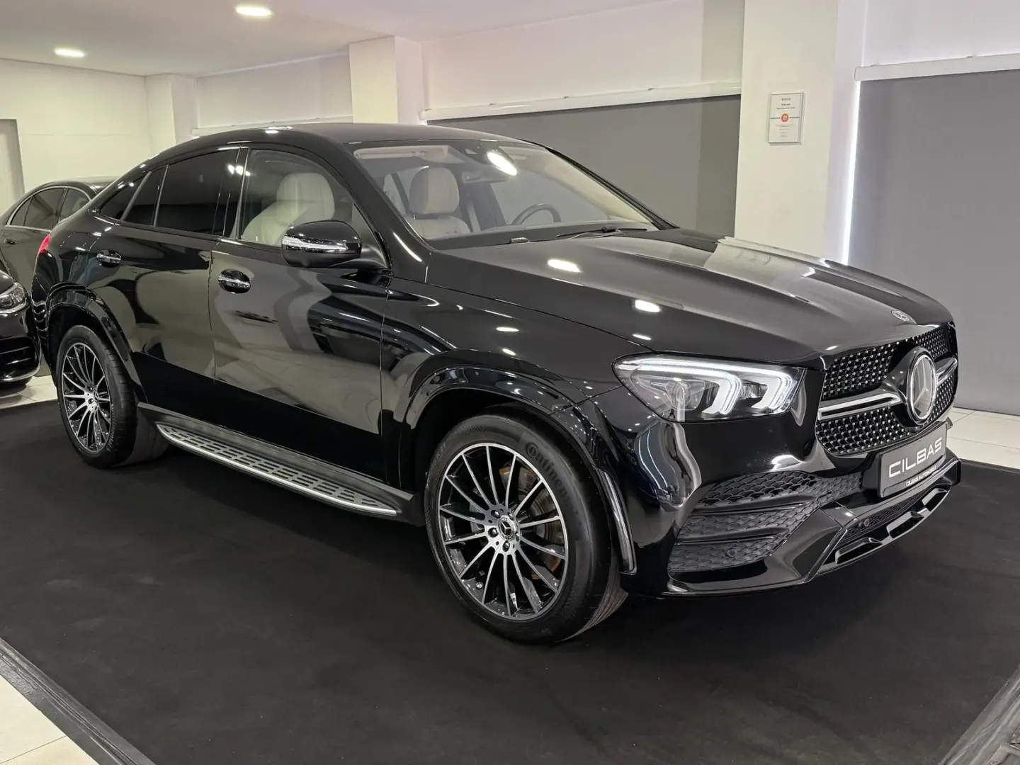 GLE 400 d Coupe AMG-Line*MASSAGE*360*LEDER-BEIGE