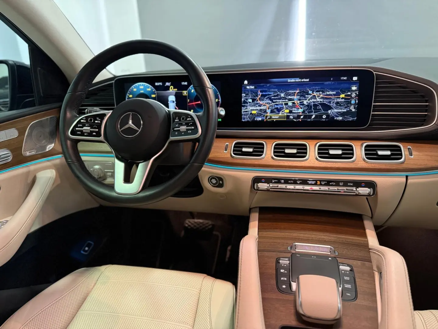 GLE 400 d Coupe AMG-Line*MASSAGE*360*LEDER-BEIGE