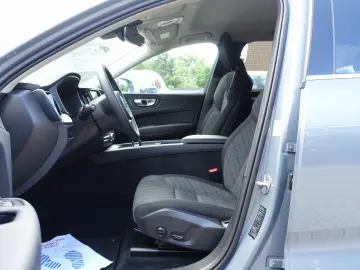 XC60 Core B4 Mild-Hybrid/BLIS/AHK/Kamera/Carplay