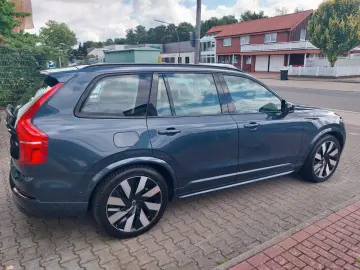 XC90 T8 Ultra Dark Plug-In Hybrid AWD B&W Sound