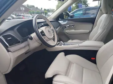 XC90 T8 Ultra Dark Plug-In Hybrid AWD B&W Sound