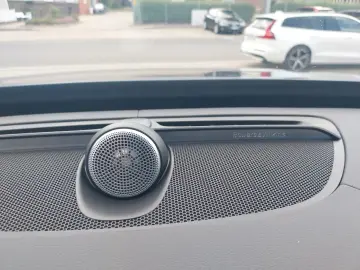 XC90 T8 Ultra Dark Plug-In Hybrid AWD B&W Sound