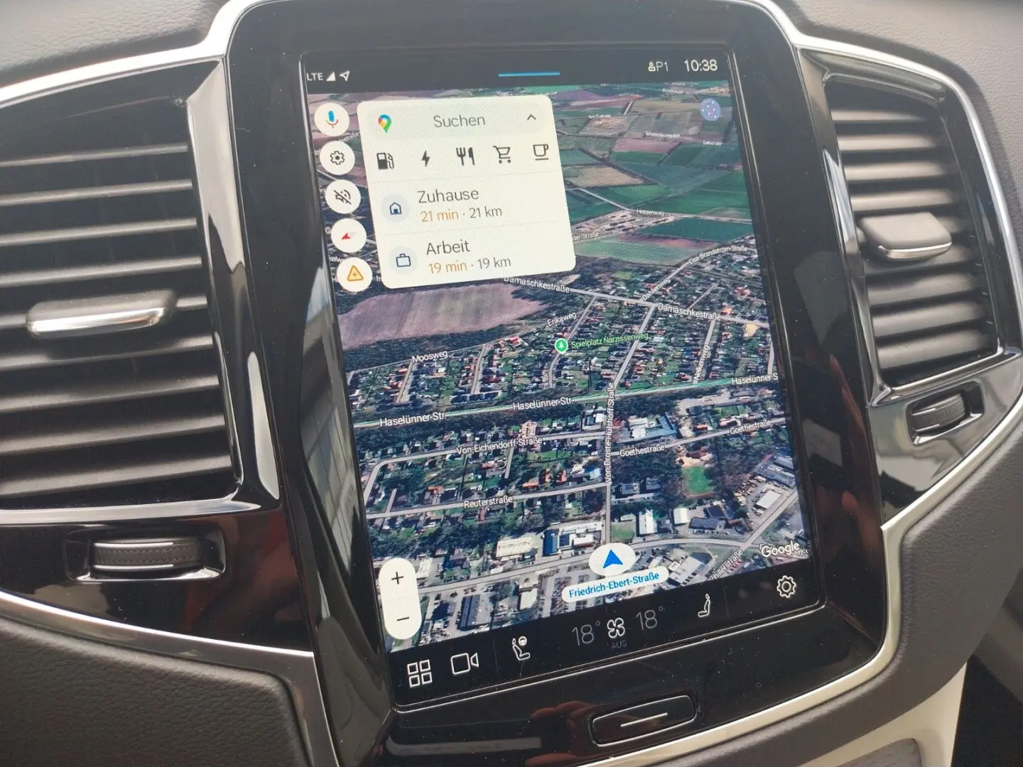 XC90 T8 Ultra Dark Plug-In Hybrid AWD B&W Sound